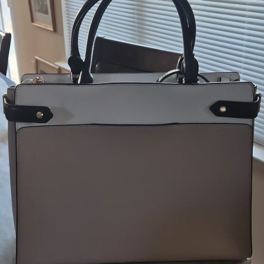 Kate SPADE Madison BAG - Picture 3 of 3